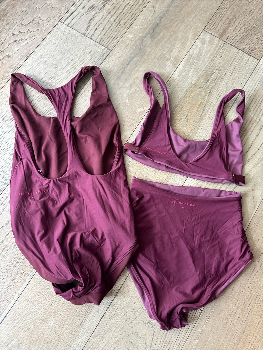 Left on friday/ 3 piece bundle - Picture 2 of 5